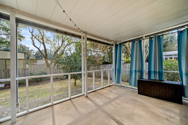 Screened In Back Patio- 3 - 112 Covey Run Pl