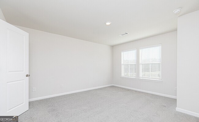 Building Photo - 3983 Hidden River Ln