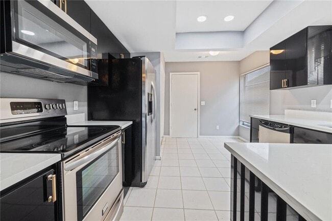 Building Photo - 8312 Clermont St