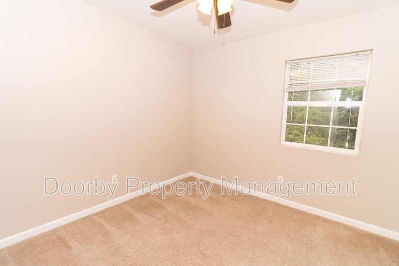 Building Photo - 9134 Westminister Cir Dr