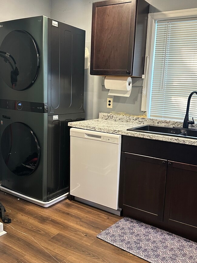 Building Photo - 5119 E St SE