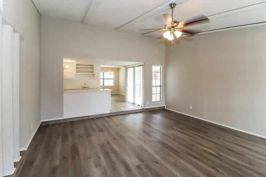 Building Photo - 4209 Campion Ln