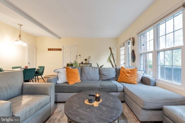 Building Photo - 3400 Gunston Rd