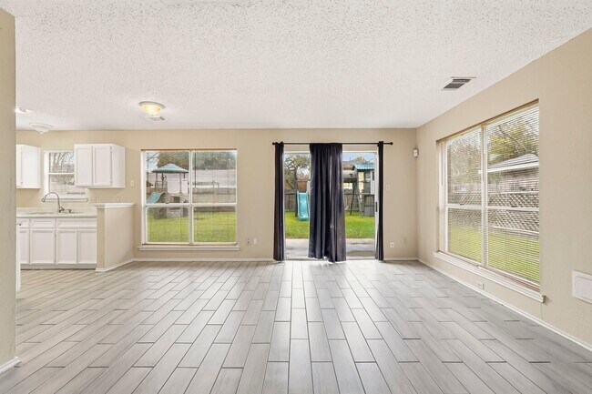 Building Photo - 16623 Red Gully Dr