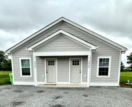 Building Photo - 336 Woods Rd