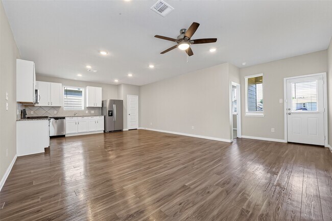 Building Photo - 13758 Goldeye Dr