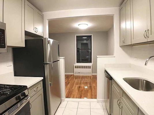 Building Photo - 1 bedroom in Bronx NY 10465