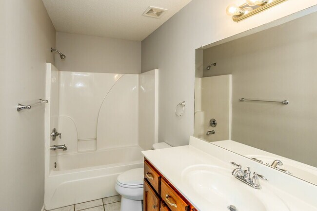 Building Photo - 5969 Telford Dr