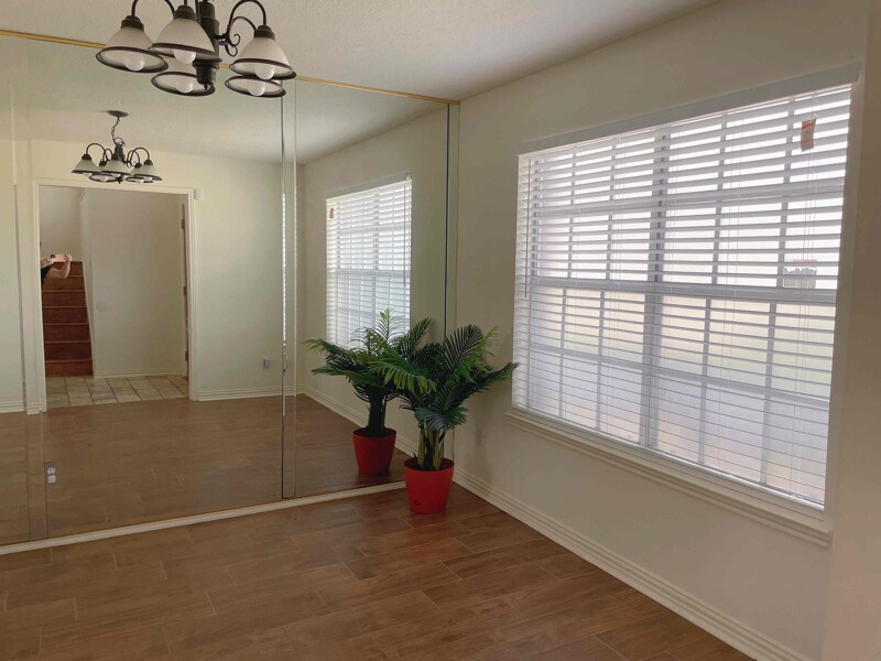 Building Photo - 4026 Almond Lake Dr