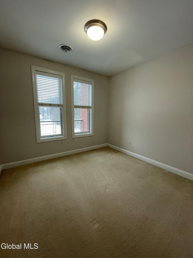 Building Photo - 130 Excelsior Ave