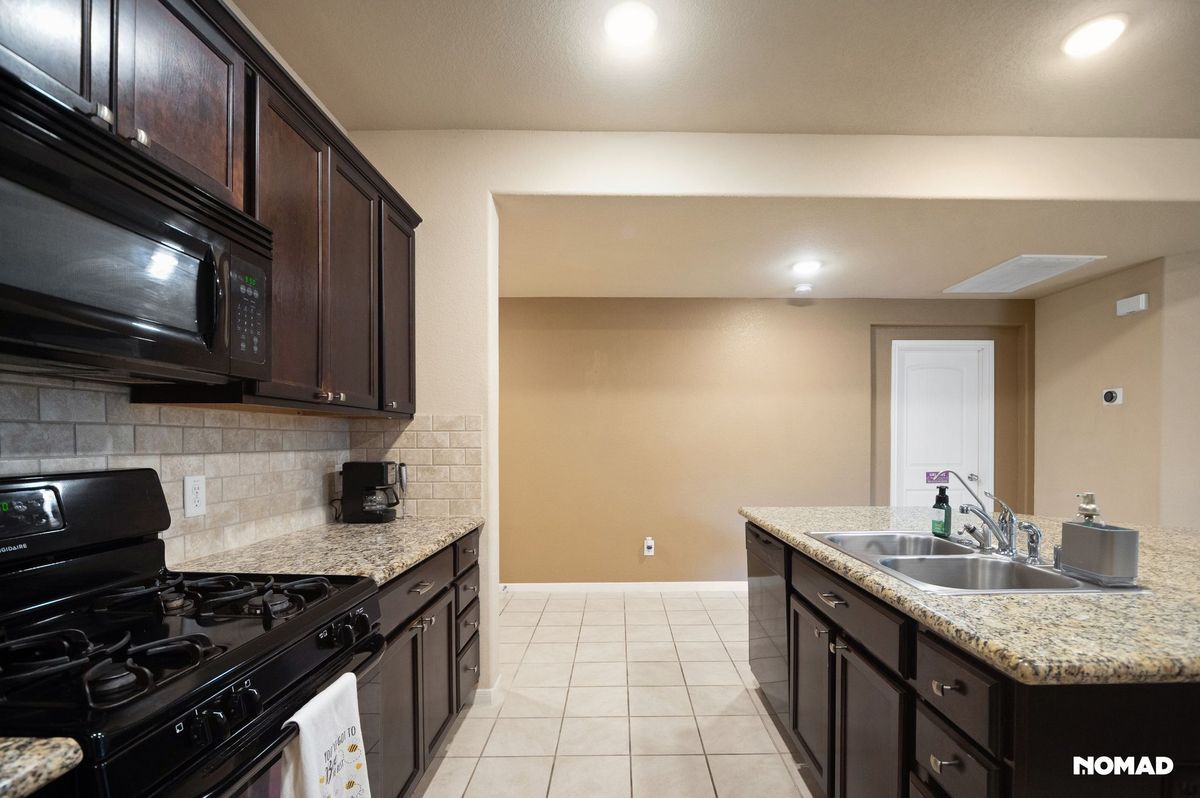 Building Photo - 28706 Innes Park Pl