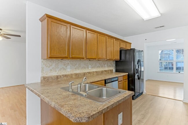 Building Photo - 301 Carnahan Dr