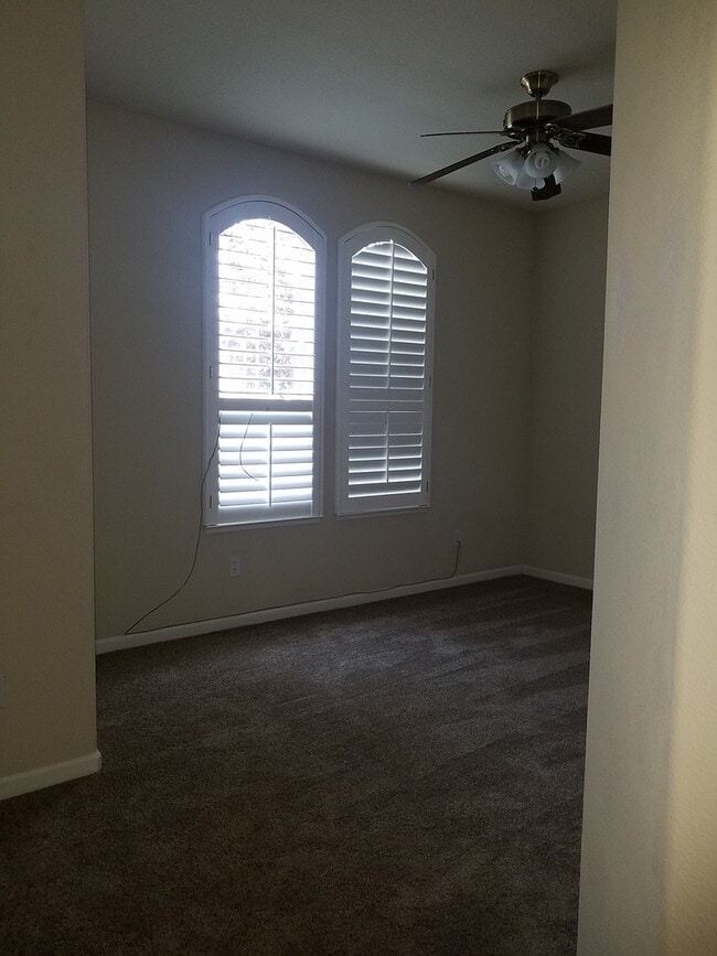 Building Photo - Action Properties R.E.S. Inc. Offering Beautiful Highland Park Single Story 3 Car, 4 Bedroom, Gar...