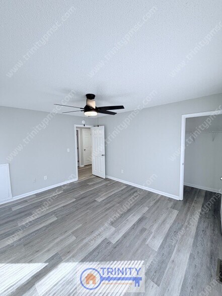 Building Photo - 104 Millwood Ct