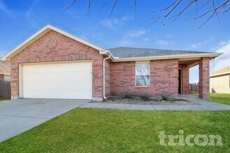 Building Photo - 2513 Thousand Oaks Dr