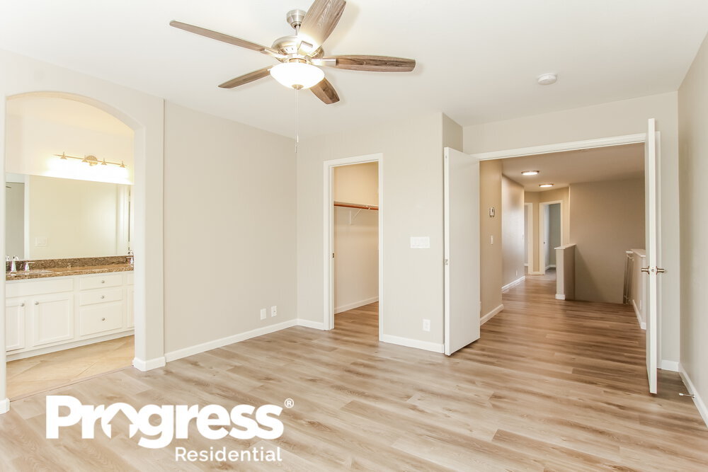 Building Photo - 17183 N 53rd Ave