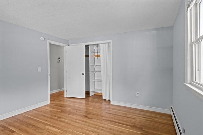 Building Photo - 330 Swains Pond Ave
