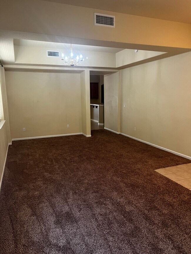 Building Photo - 3726 Deutz Dr