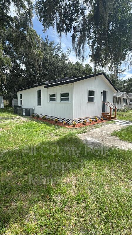 Building Photo - 145 Strain Blvd