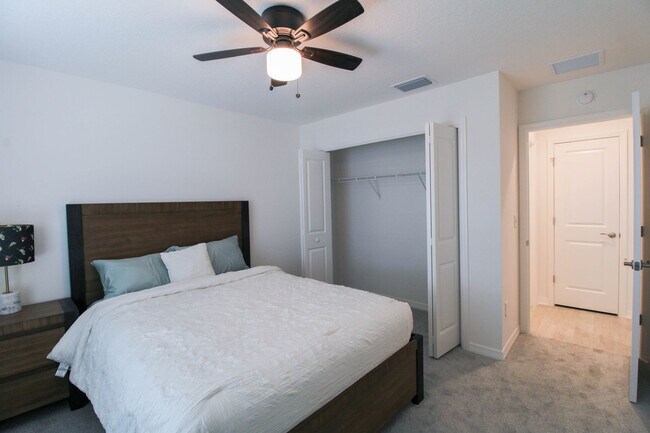 Building Photo - 7637 Rutherford Ln