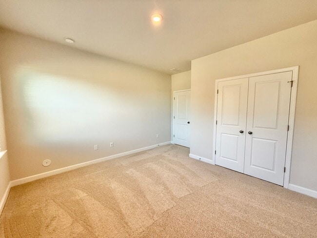 Building Photo - New Construction 4BD, 3.5BA Wake Forest To...