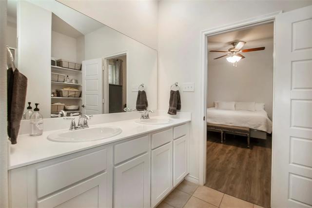 Building Photo - 2348 Opaline Dr