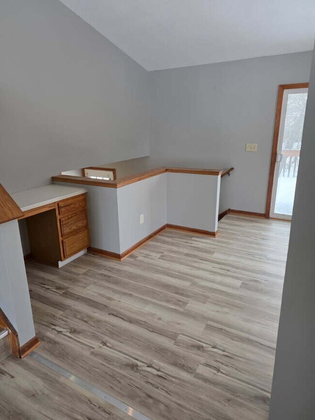 Building Photo - 3745 Jill Ave