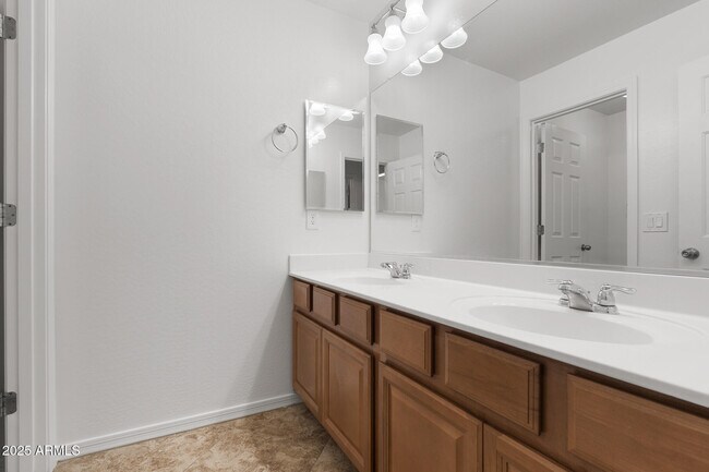 Building Photo - 11723 W Port Au Prince Ln