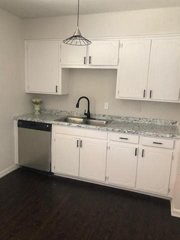 Building Photo - 409 N Cedar St