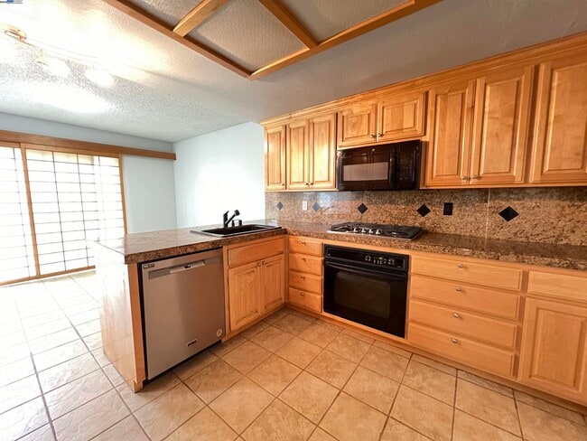 Building Photo - 34930 Sea Cliff Terrace