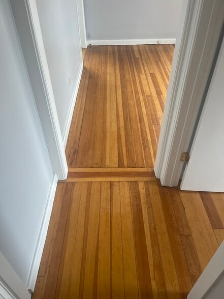 Building Photo - 16 Hanna St