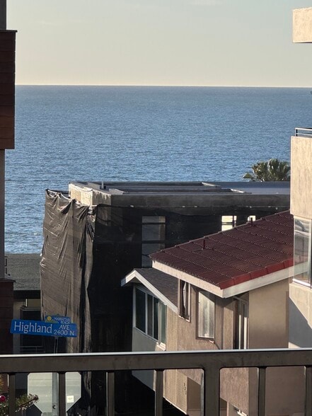 Building Photo - 2408 Highland Ave