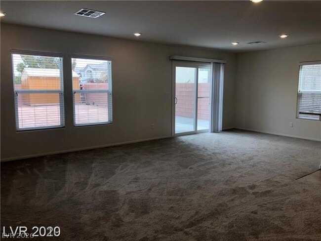 Building Photo - 7576 Slipper Orchid St