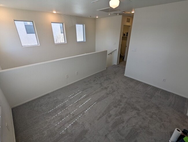 Building Photo - 10807 Mason Hill Ave