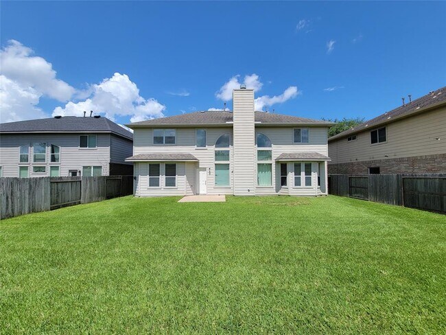 Building Photo - 2326 Summer Wind Dr
