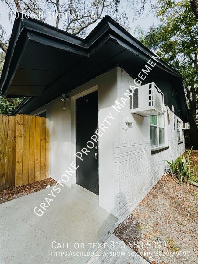 Primary Photo - Cozy 1/1 Duplex in Tampa – Modern Living w...