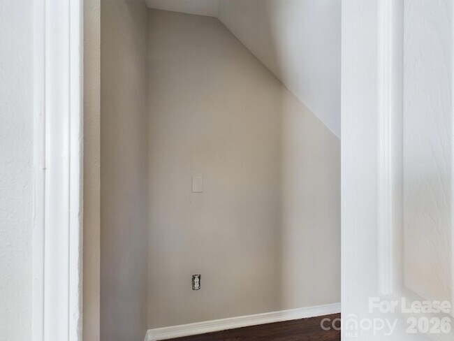 Building Photo - 12621 Dervish Ln