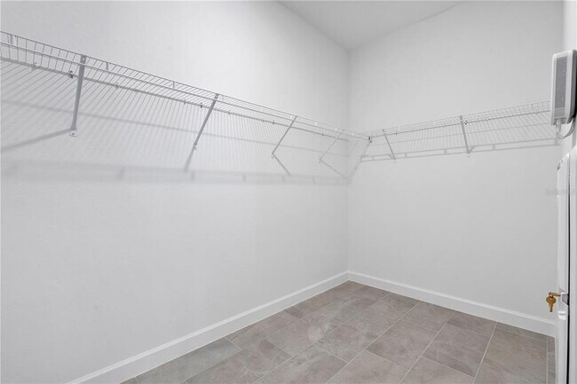Building Photo - 14735 Bluewater Rd