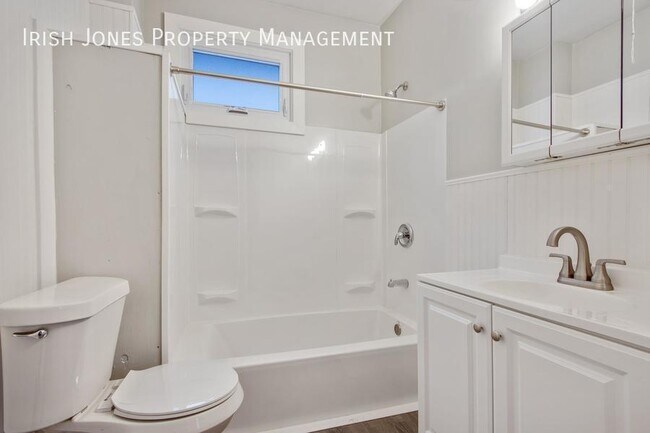 Building Photo - 56 Fredro St