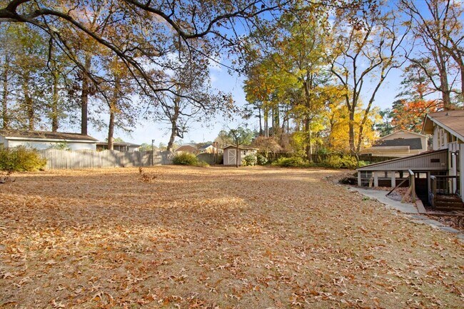 Building Photo - 514 Forest Hill Dr