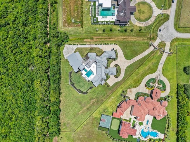 Building Photo - 4043 Maranatha Dr