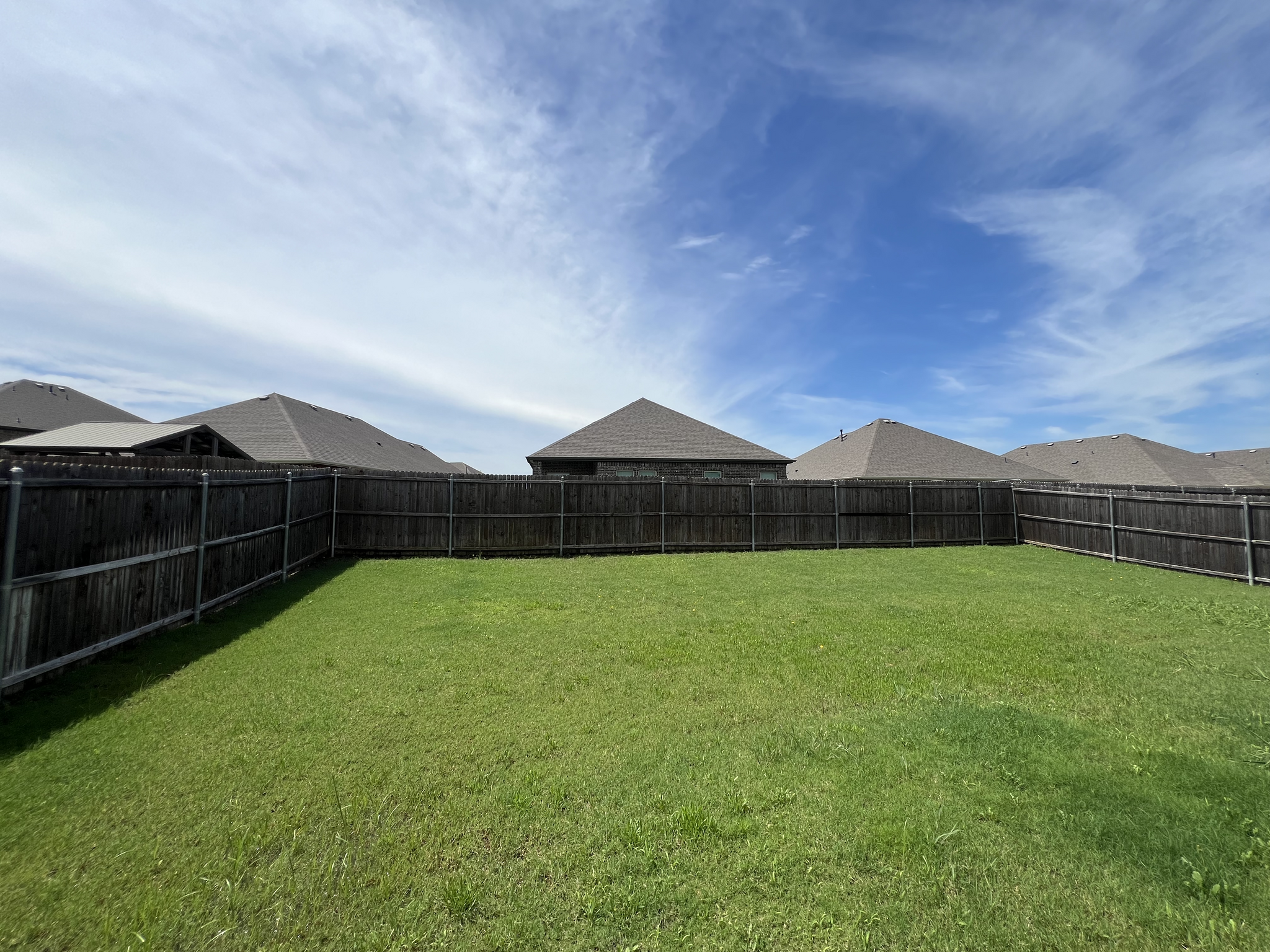 Building Photo - 3057 Maverick Dr