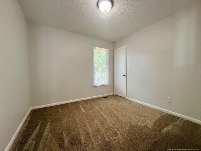 Building Photo - 6868 Candlewood Dr