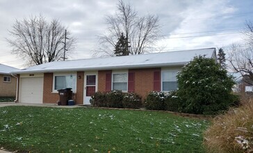 Building Photo - Rent now! Great 3 bed 1 bath quiet Xenia l...