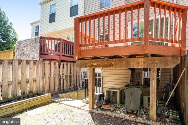 Building Photo - 6105 Jenlar Dr