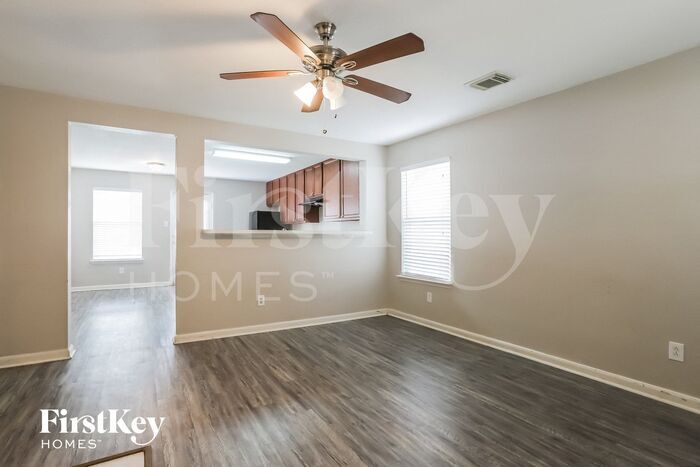 Building Photo - 411 Remington Creek Dr