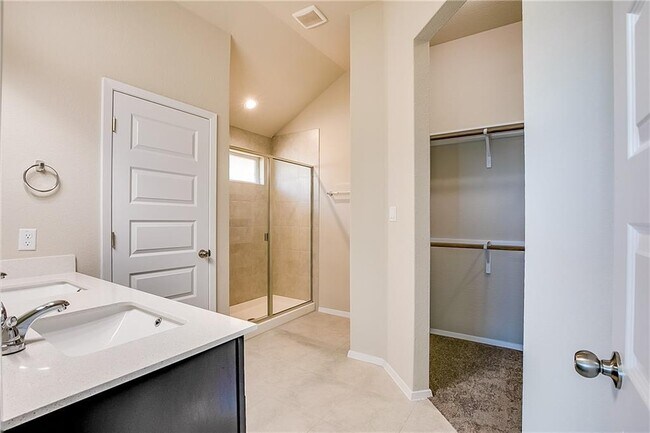 Building Photo - 2036 Mar Vista Ln