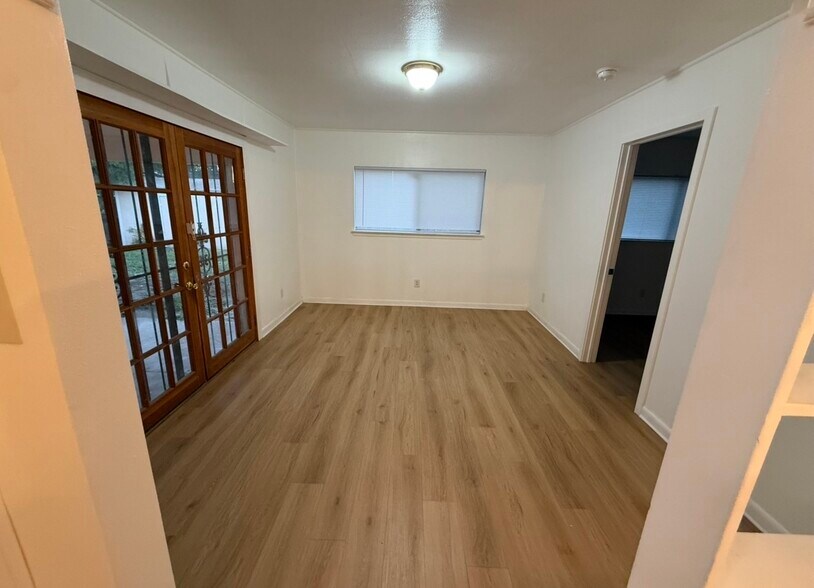 Building Photo - 2903 Shadow Bend Dr