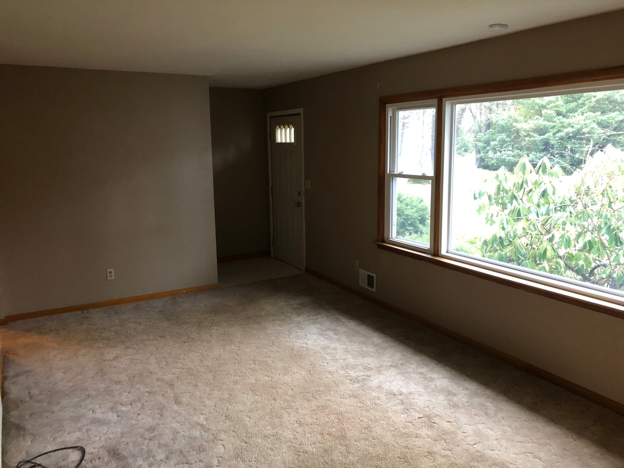 Living room - 3660 N Mccord Rd