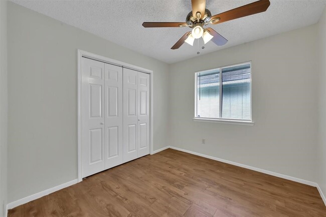 Building Photo - 23522 Pebworth Pl